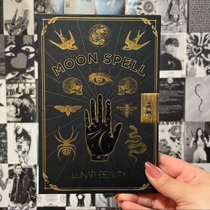 LUNAR BEAUTY MOON SPELL PALETTE